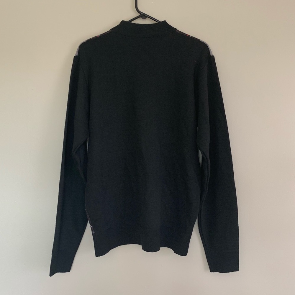 Sweater - Picture 4 of 4